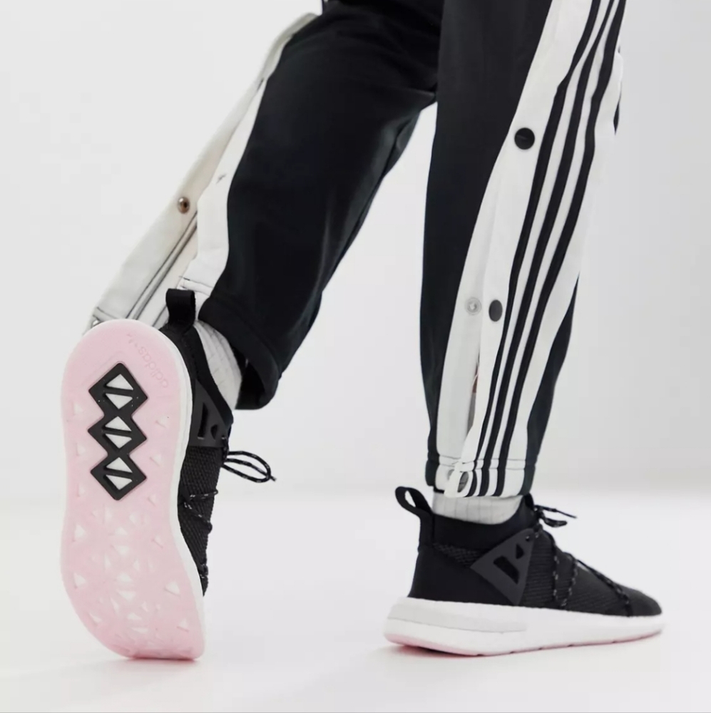 Adidas Originals Arkyn in black